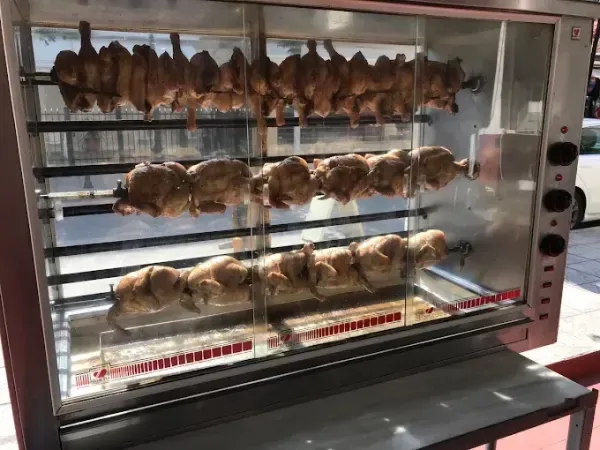 Ψητό κοτόπουλο στη σούβλα